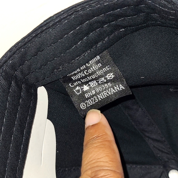 Nirvana Embroidered Smiley Black Cotton Adjustable Baseball Cap Unisex NWOT - Picture 11 of 13